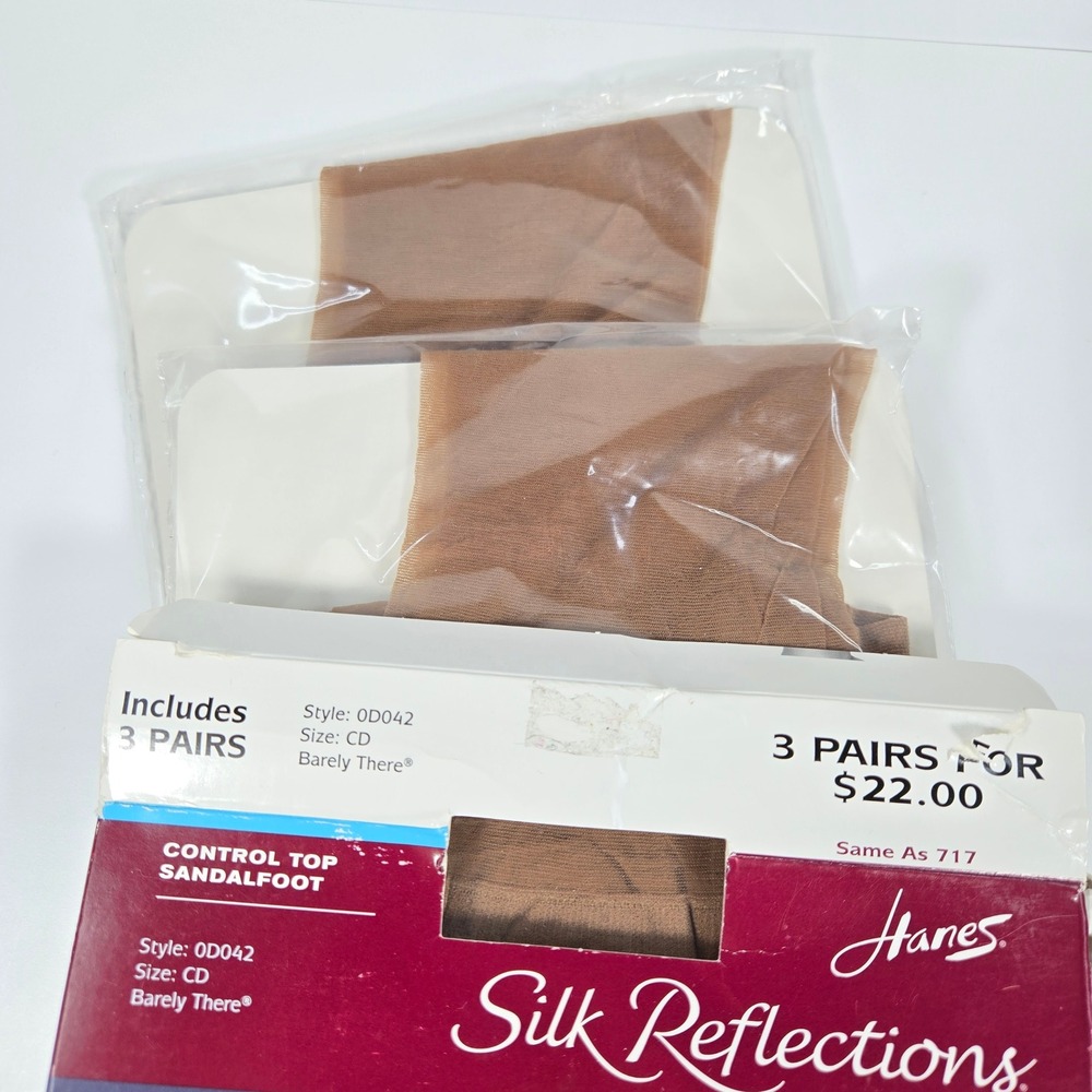 Hanes Silk Reflections Hosiery Bundle 4 Pairs Size CD Sheer Barely There‎ Black - Picture 5 of 13